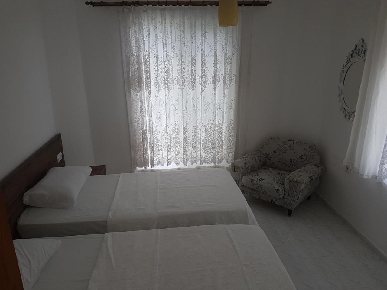 Eriklice Akmonya Pansiyon מראה חיצוני תמונה