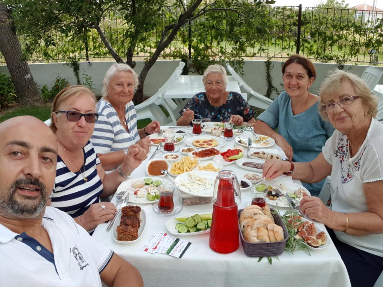 Eriklice Akmonya Pansiyon מראה חיצוני תמונה